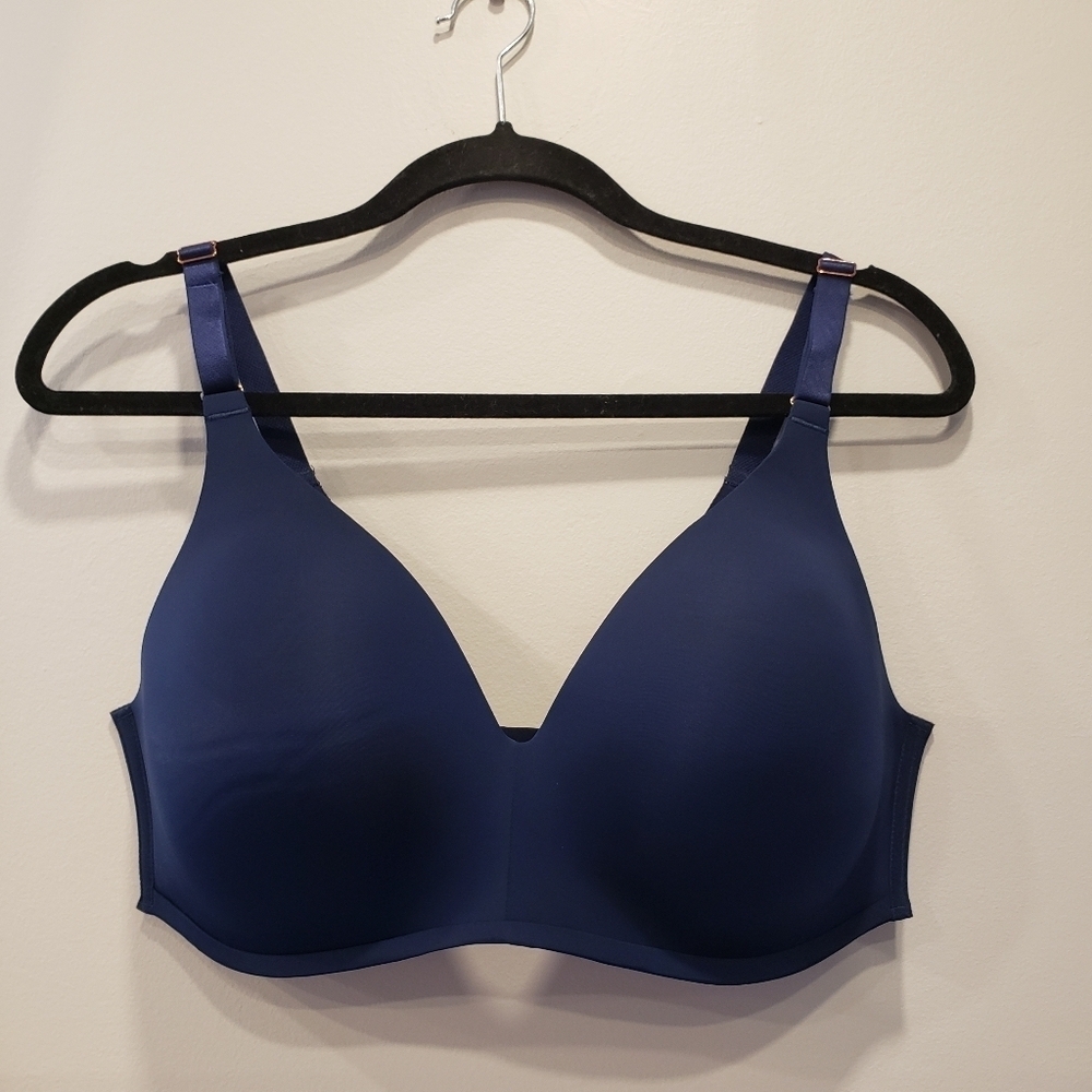 Sz 38D Soma Vanishing 360 Wireless Bra